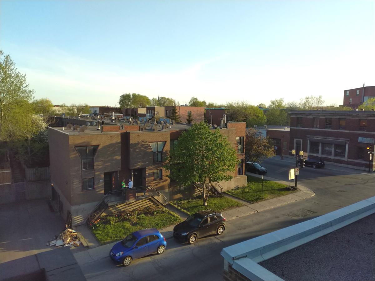 Modern Townhouse With Rooftop Deck Montreal